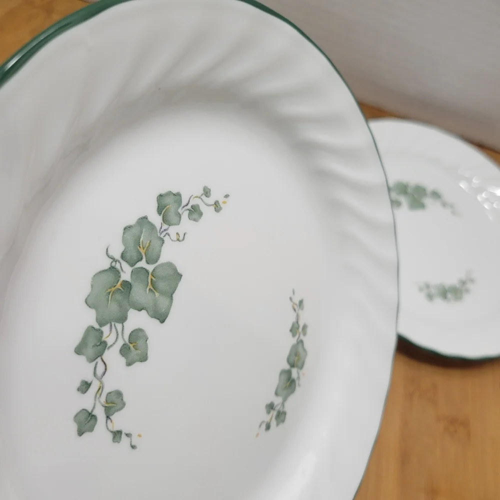 3 Piece Corelle Callaway Dinner Plates Green Ivy Edge Rim White Swirl Plates